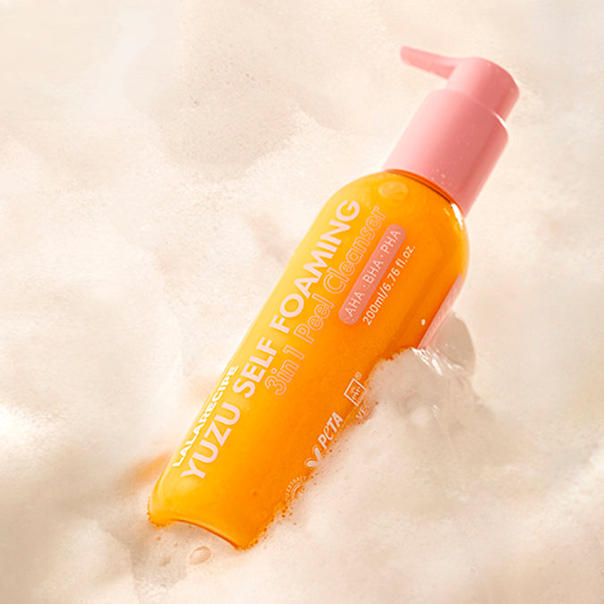 YUZU SELF FOAMING 3in1 Cleanser